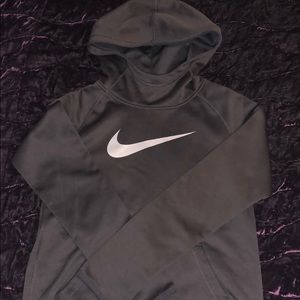 Nike youth girls dry fit hoodie